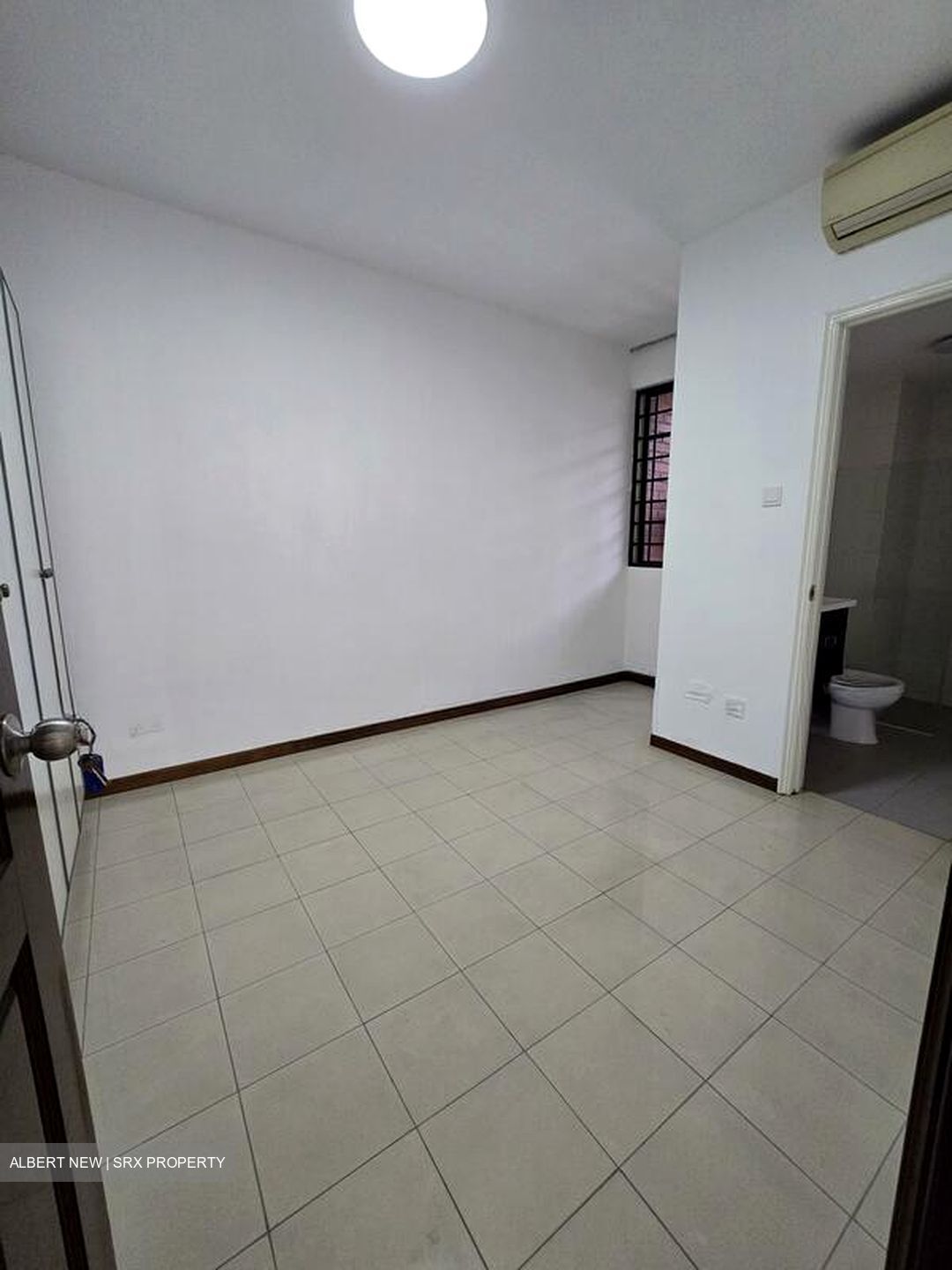 Yuk Tong Avenue (D21), Terrace #524138531